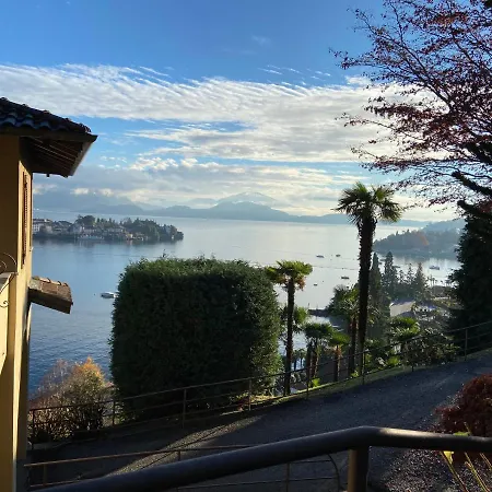 Vista Lago: Lakeside Garden Retreat With Borromean Islands View Apartment Stresa