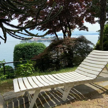 Appartamento - Monolocale 1 Room - Vista Lago, Giardino Spiaggia A Stresa Vista Isole Borromee E Golfo Borromeo - Stresaflat Stresa