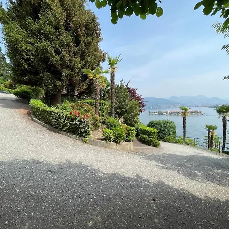 Appartamento - Monolocale 1 Room - Vista Lago, Giardino Spiaggia A Stresa Vista Isole Borromee E Golfo Borromeo - Stresaflat * Stresa