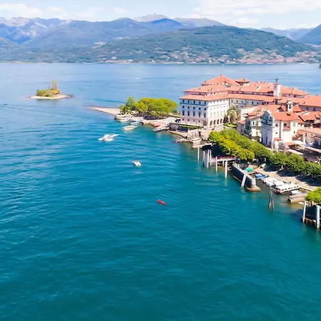 Appartamento - Monolocale 1 Room - Vista Lago, Giardino Spiaggia A Stresa Vista Isole Borromee E Golfo Borromeo - Stresaflat Stresa