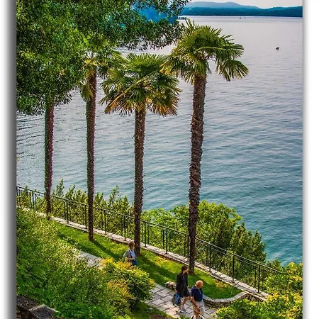 Appartamento - Monolocale 1 Room - Vista Lago, Giardino Spiaggia A Stresa Vista Isole Borromee E Golfo Borromeo - Stresaflat *