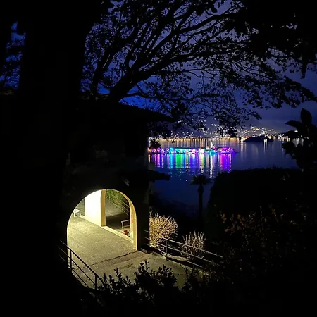 Lejlighed Appartamento - Monolocale 1 Room - Vista Lago, Giardino Spiaggia A Stresa Vista Isole Borromee E Golfo Borromeo - Stresaflat Stresa