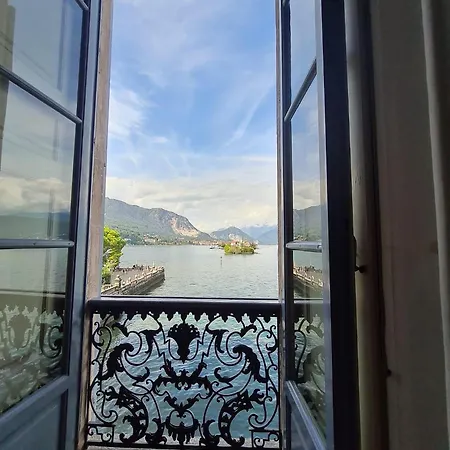 Appartamento - Monolocale 1 Room - Vista Lago, Giardino Spiaggia A Stresa Vista Isole Borromee E Golfo Borromeo - Stresaflat