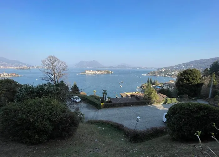 Vista Lago, Giardino A Vista Isole Borromee E Golfo Borromeo - Stresaflat Stresa