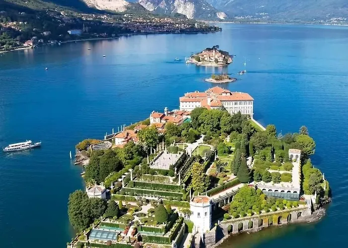 Vista Lago, Giardino A Vista Isole Borromee E Golfo Borromeo - Stresaflat *